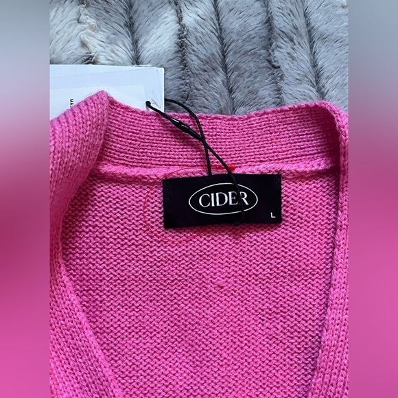 Cider Soft Diamond Check Pattern Patchy Knit Button Front Vest Pink Size Large - Picture 5 of 8